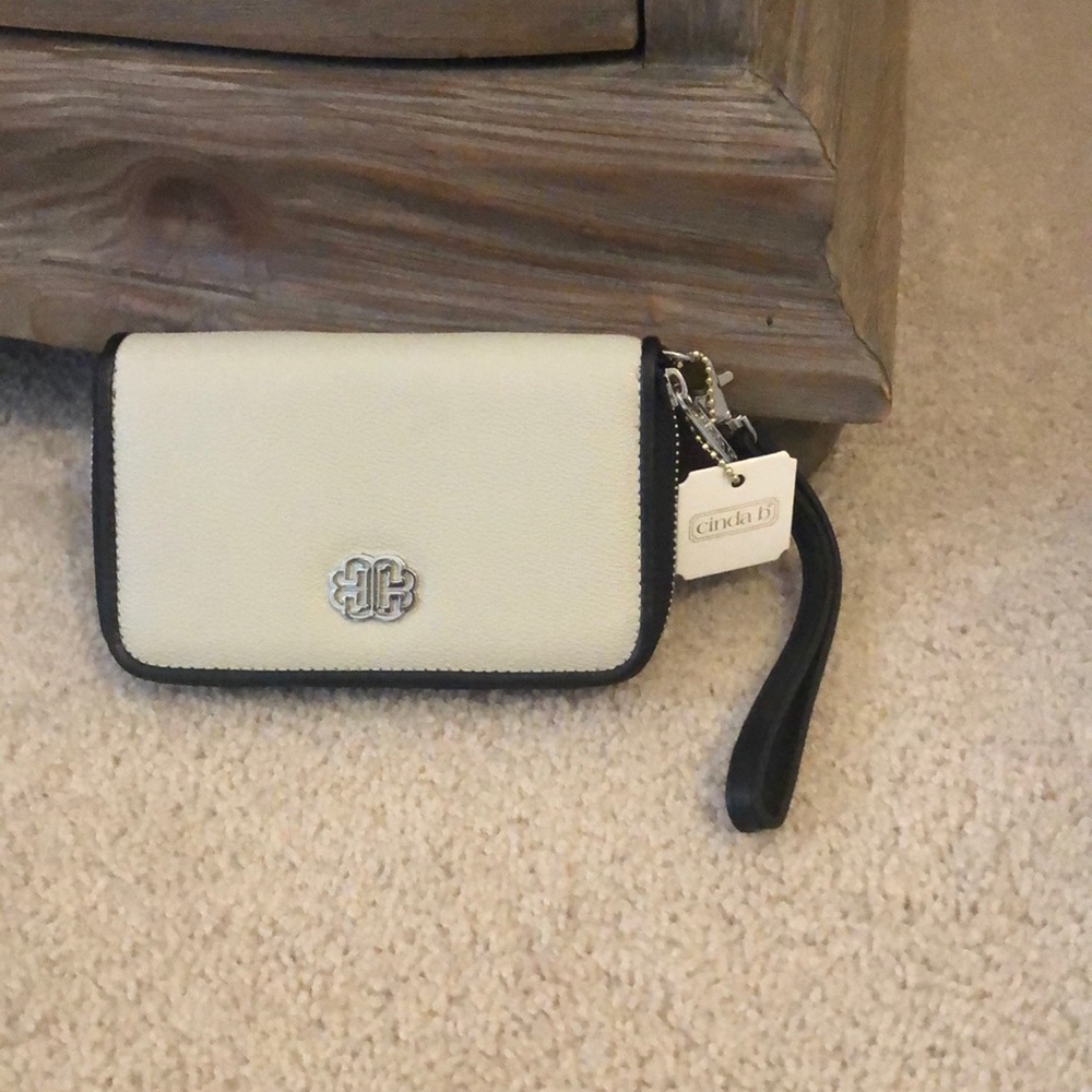 Cinda b Wristlet wallet - final price